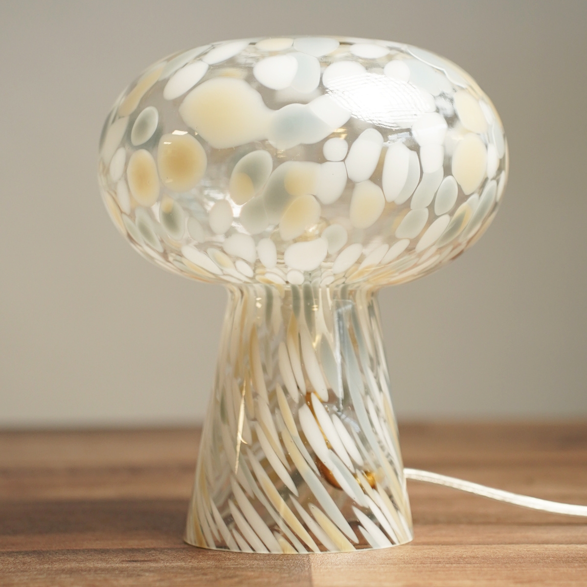Lampe verre champignon nuage beige blanc bleu ø 21 ht 25 cm
