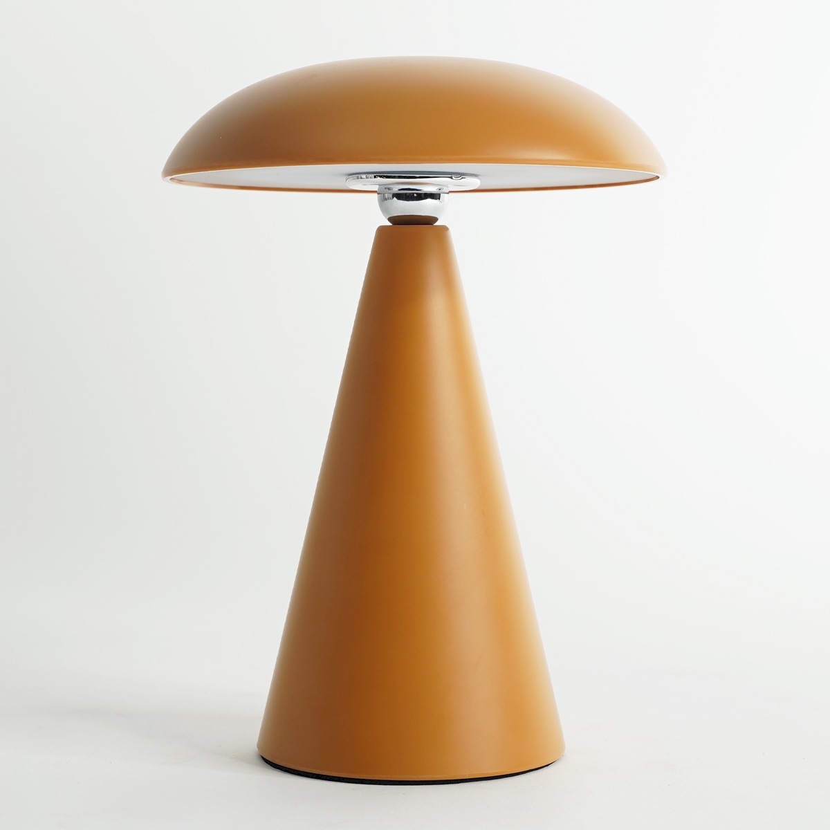 Lampe mélamine camel oswald ø 16 ht 21 cm
